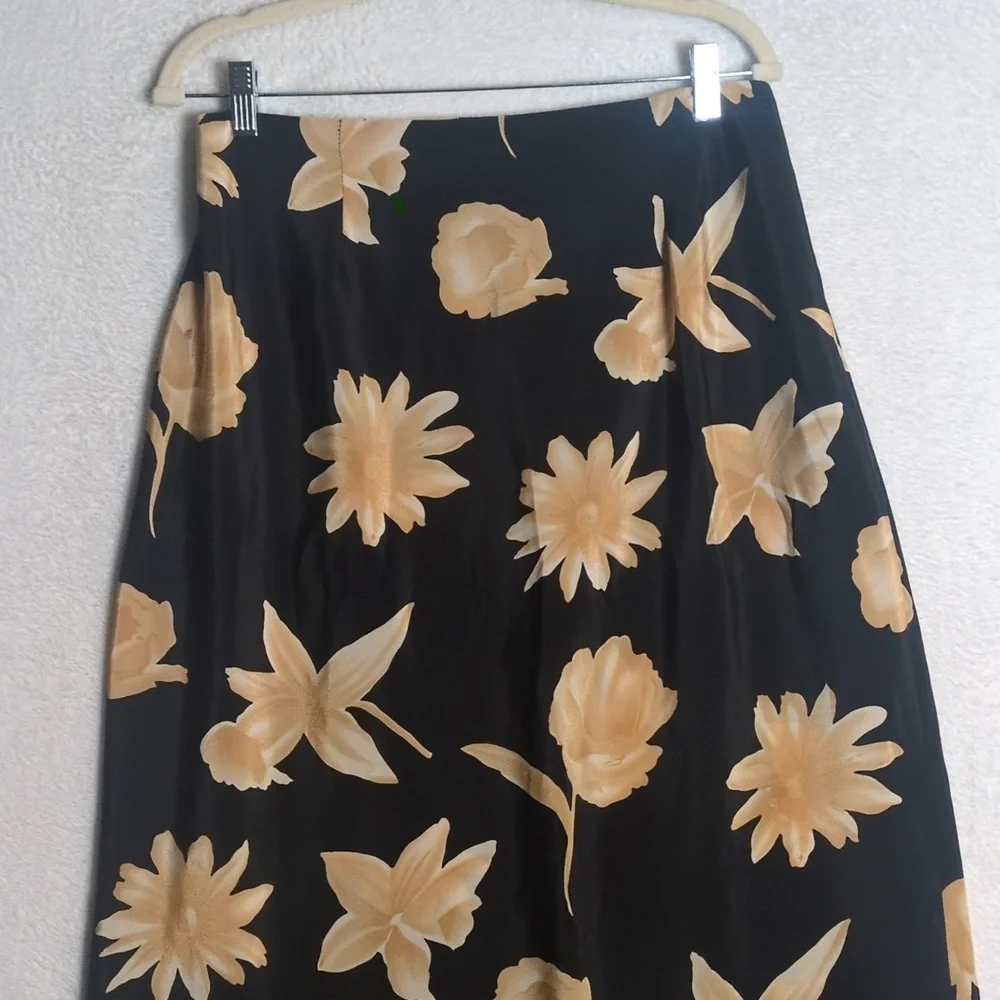 Black & Yellow Floral Vintage Formal Midi Skirt Size L‎